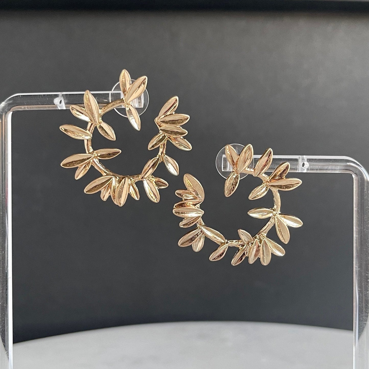 Gold Wreath Stud Earrings