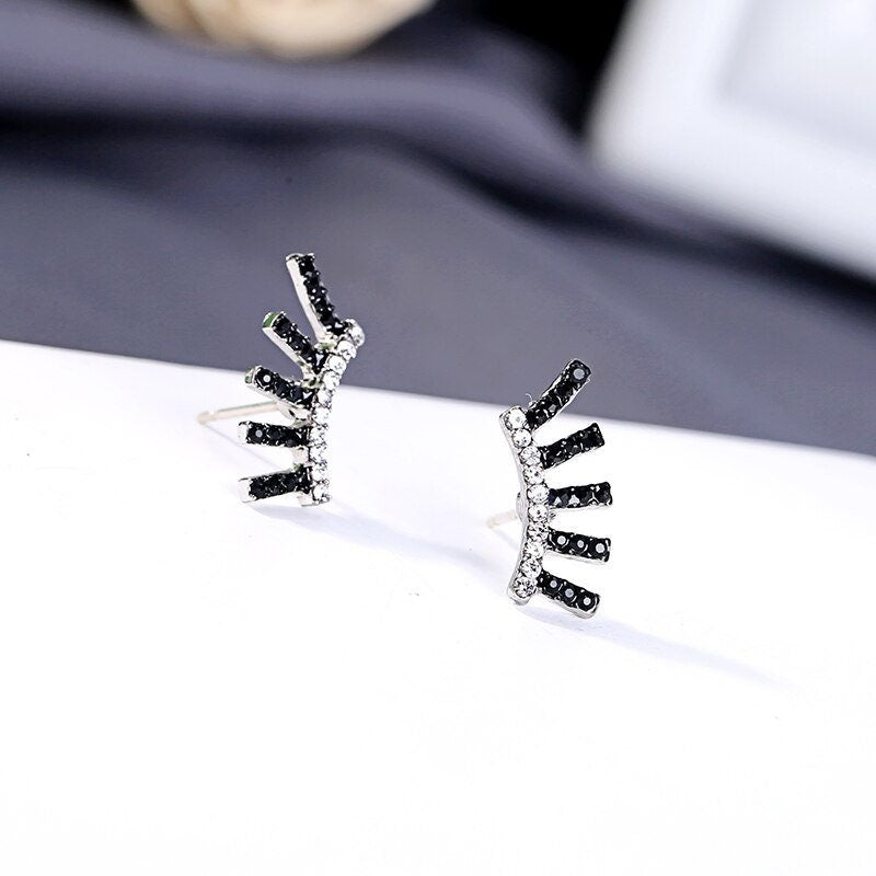 Eyelashes Earrings